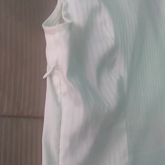 Express White Blouse Size Small - Picture 5 of 5